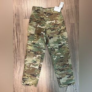 MEN'S US ARMY OCP UNIFORM TROUSERS Pants Size
Medium Long New With Tags